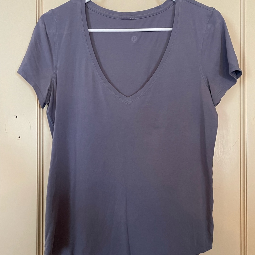 Lululemon Love V-Neck T-shirt